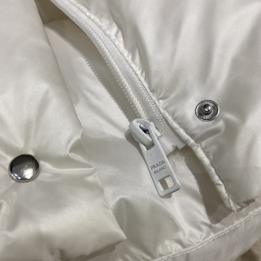Prada Re-Nylon Convertible Cropped Down Jacket - PerfectKickZ
