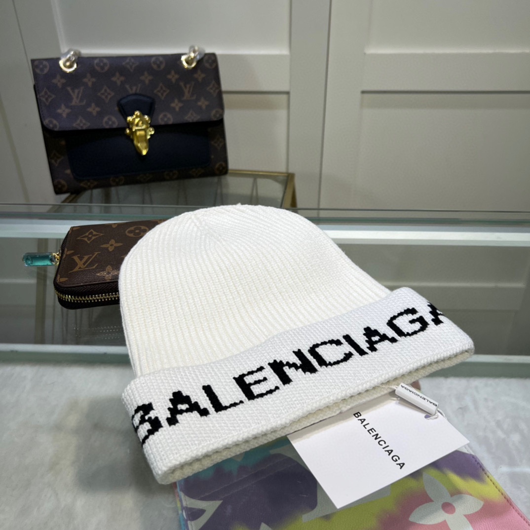 Balenciag Beanie  - PerfectKickZ