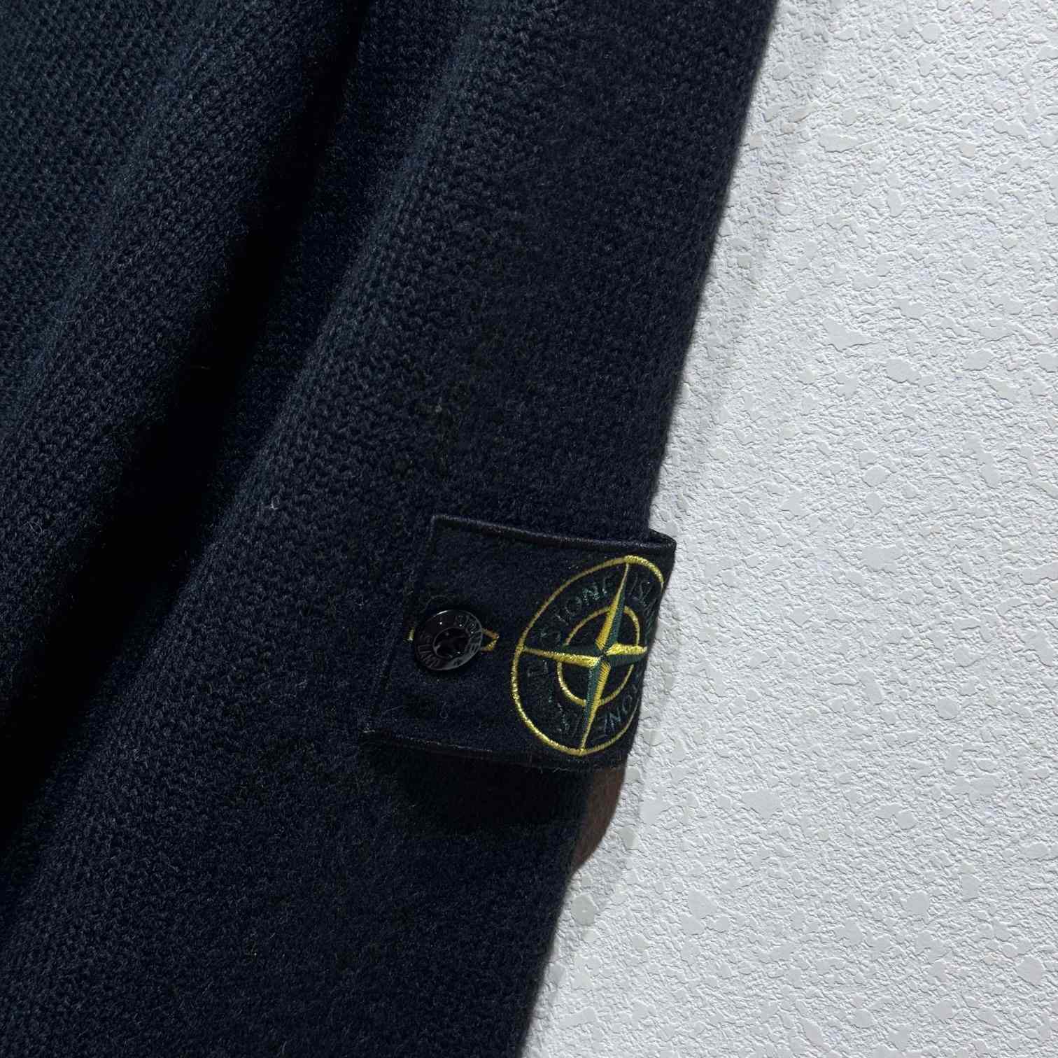 Stone Island Cardigan - PerfectKickZ