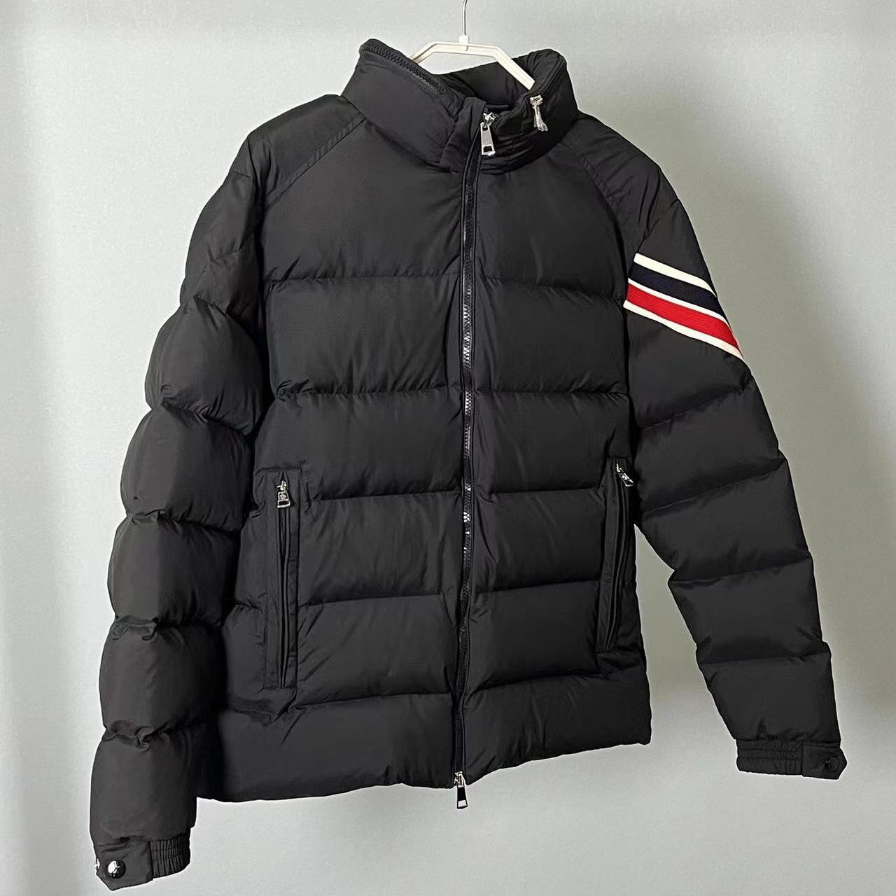 Moncler Solayan Short Down Jacket - 