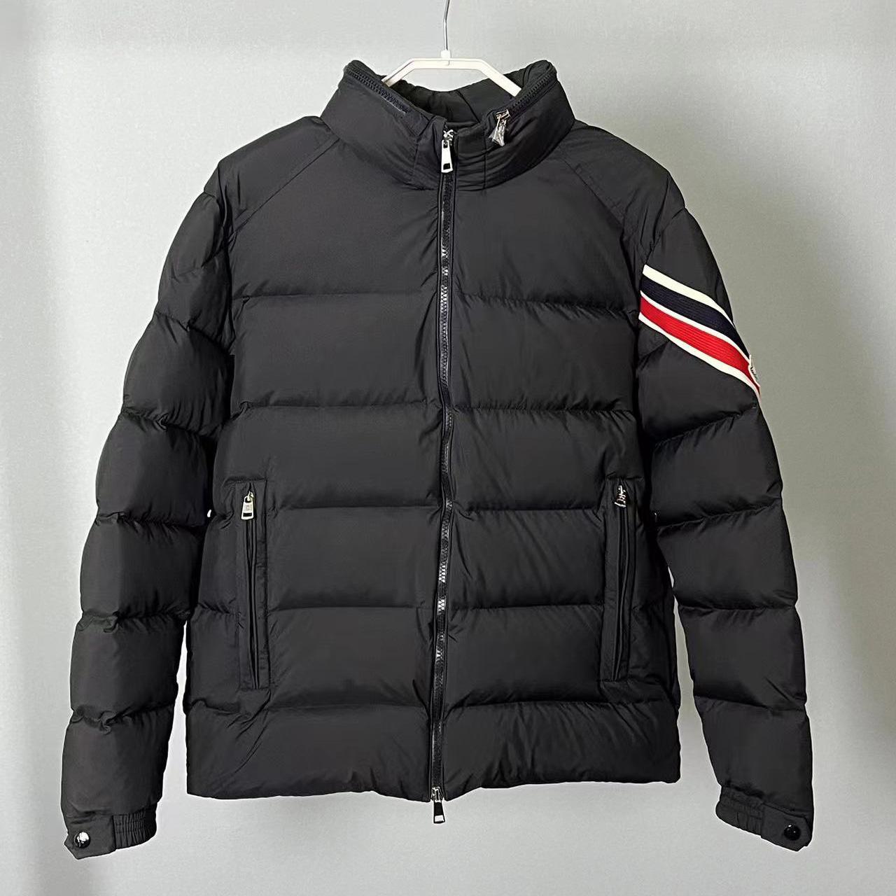 Moncler Solayan Short Down Jacket - 