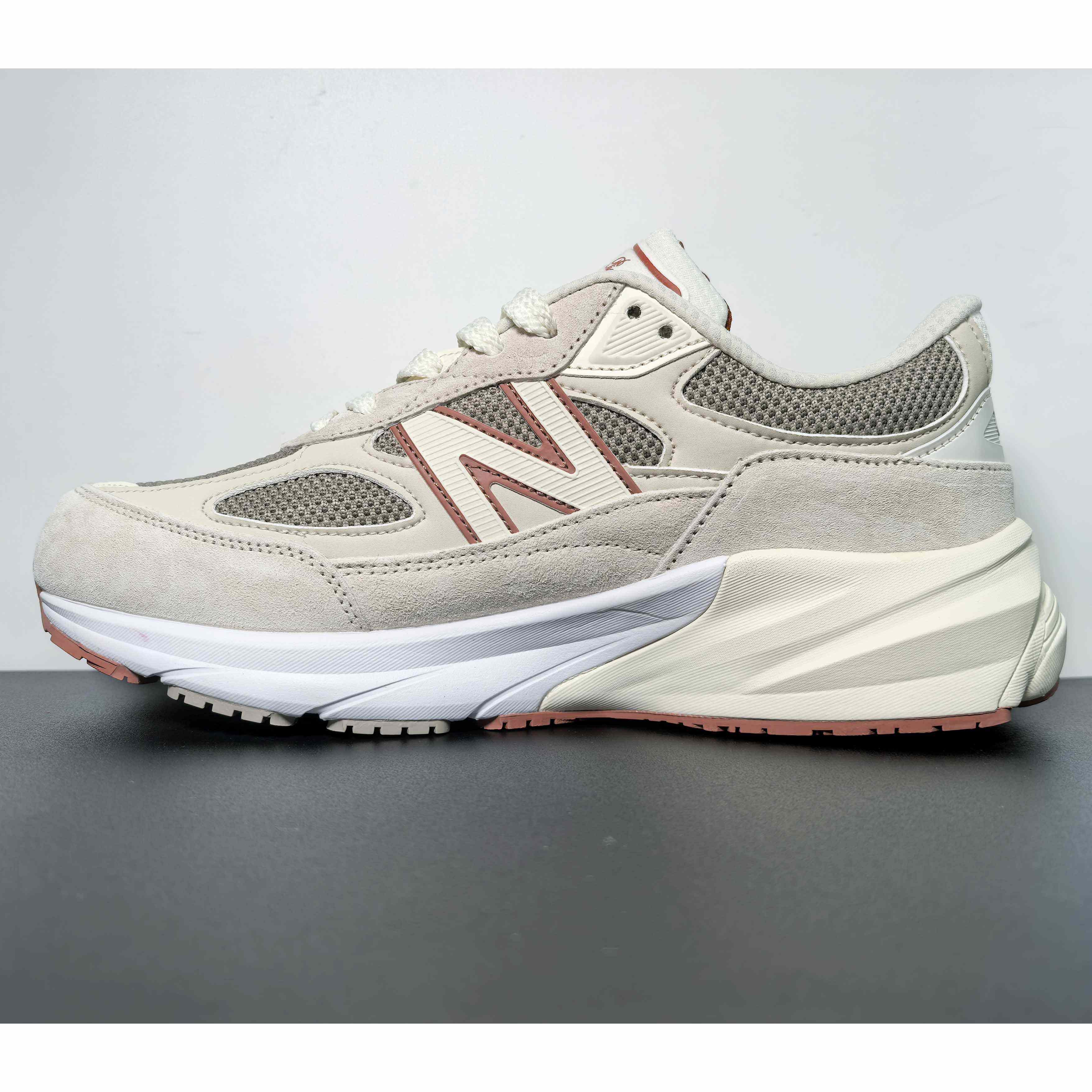 Loro Piano x New Balance Sneakers      U990LO6   - PerfectKickZ