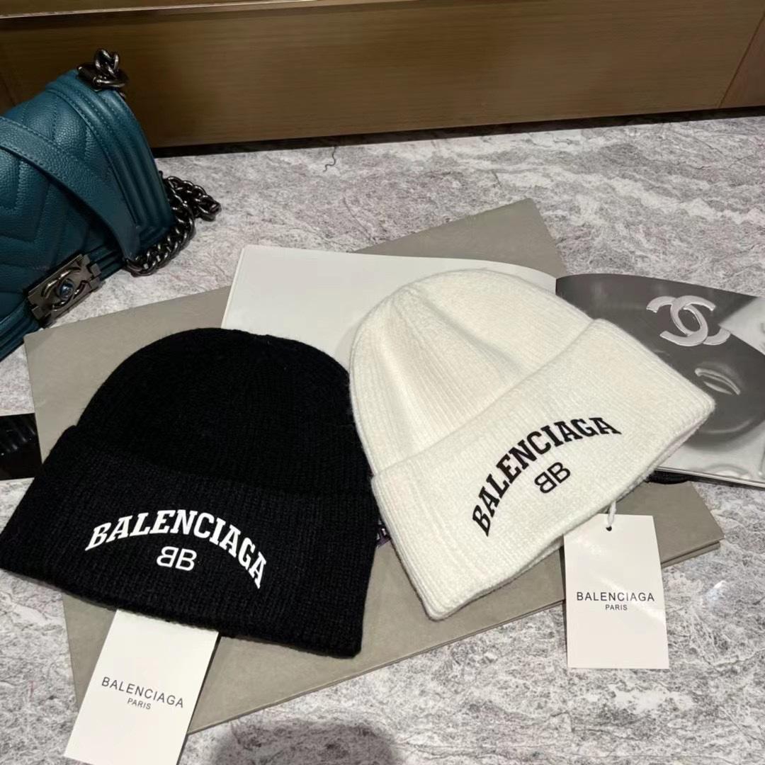 Balenciag Beanie  - PerfectKickZ