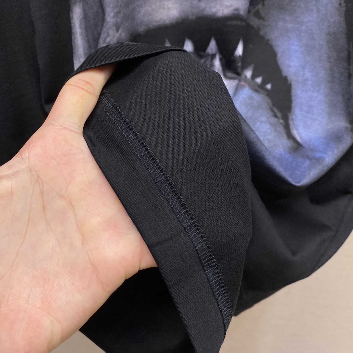 Givenchy Black Shark T-Shirt - PerfectKickZ