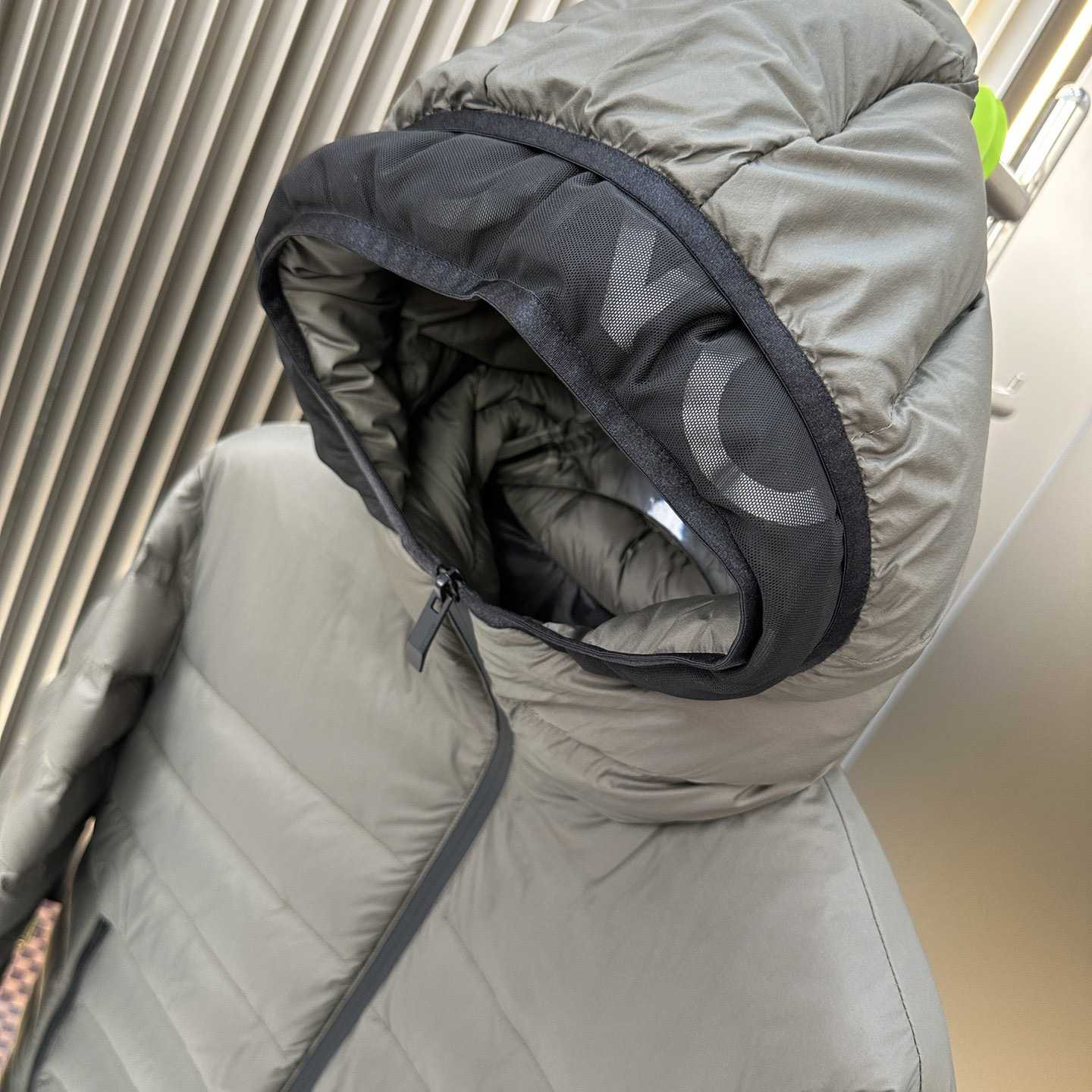 Moncler Hooded Puffer Jacket - PerfectKickZ