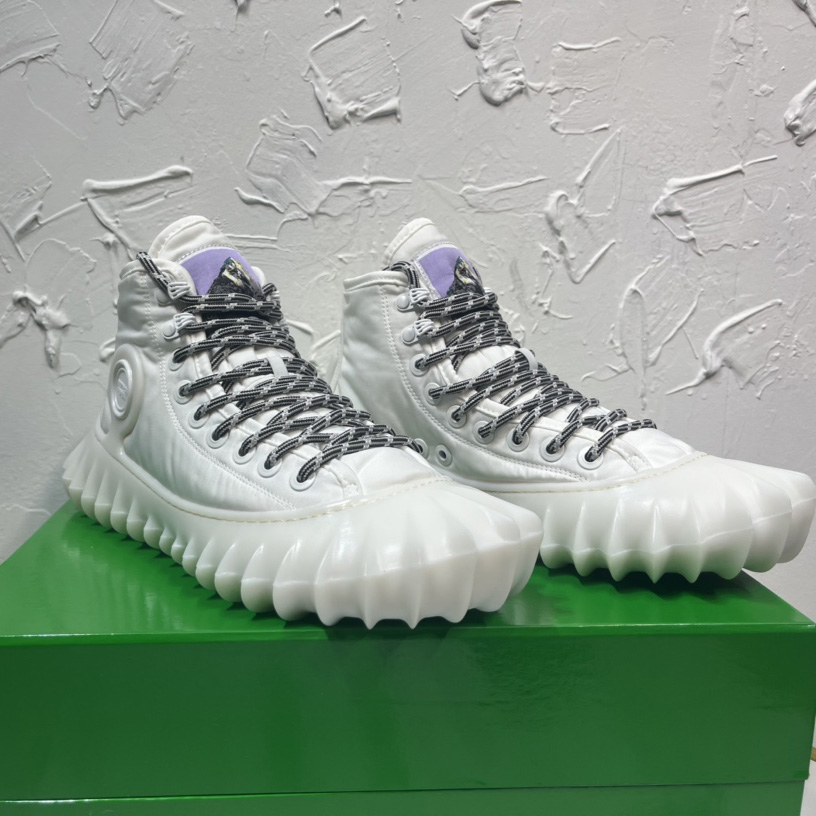 Bottega Veneta Denver Sneaker - PerfectKickZ