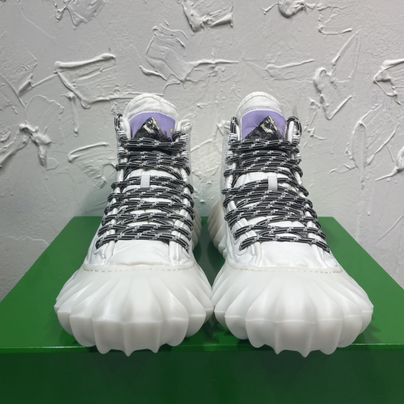 Bottega Veneta Denver Sneaker - PerfectKickZ