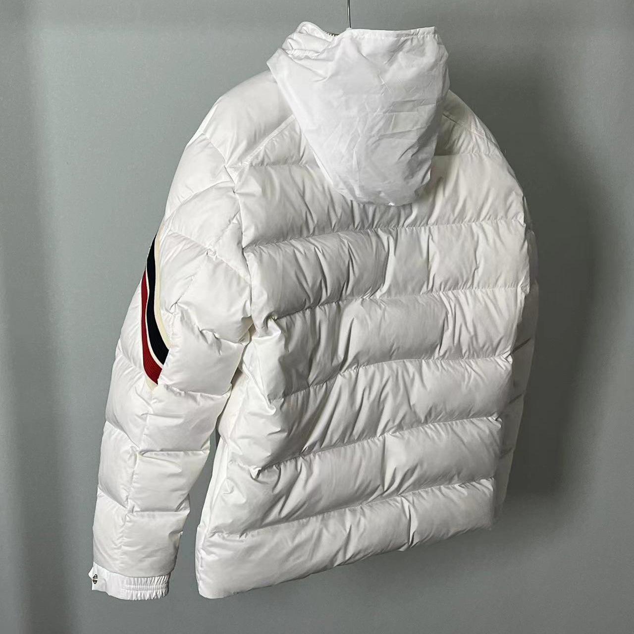 Moncler Solayan Short Down Jacket - PerfectKickZ