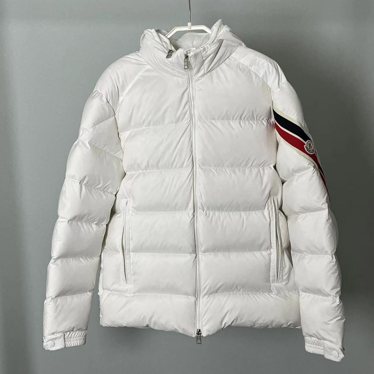 Moncler Solayan Short Down Jacket - PerfectKickZ