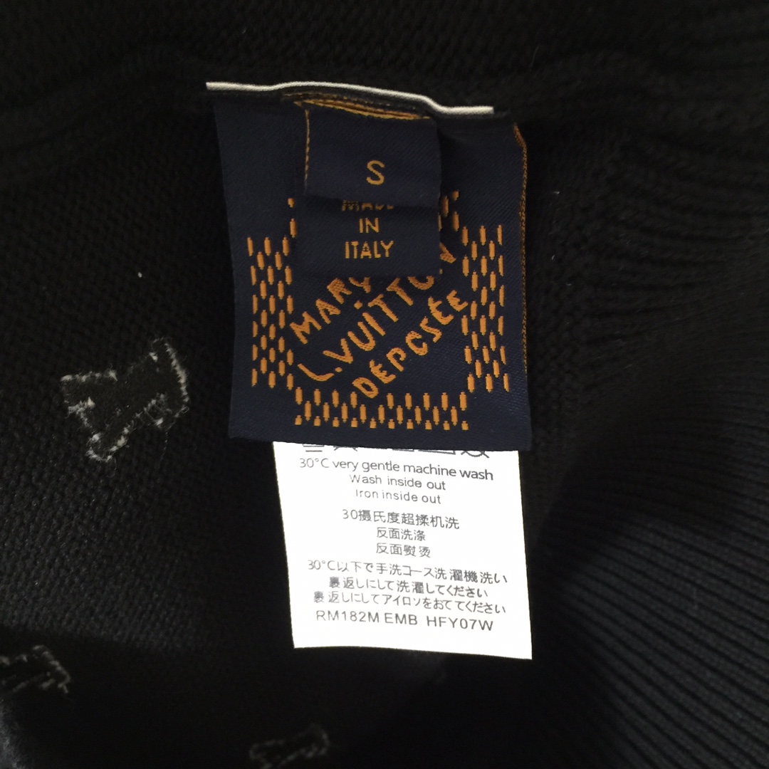 Louis Vuitton Embroidered Signature Merino Crewneck    1AFIXC - PerfectKickZ