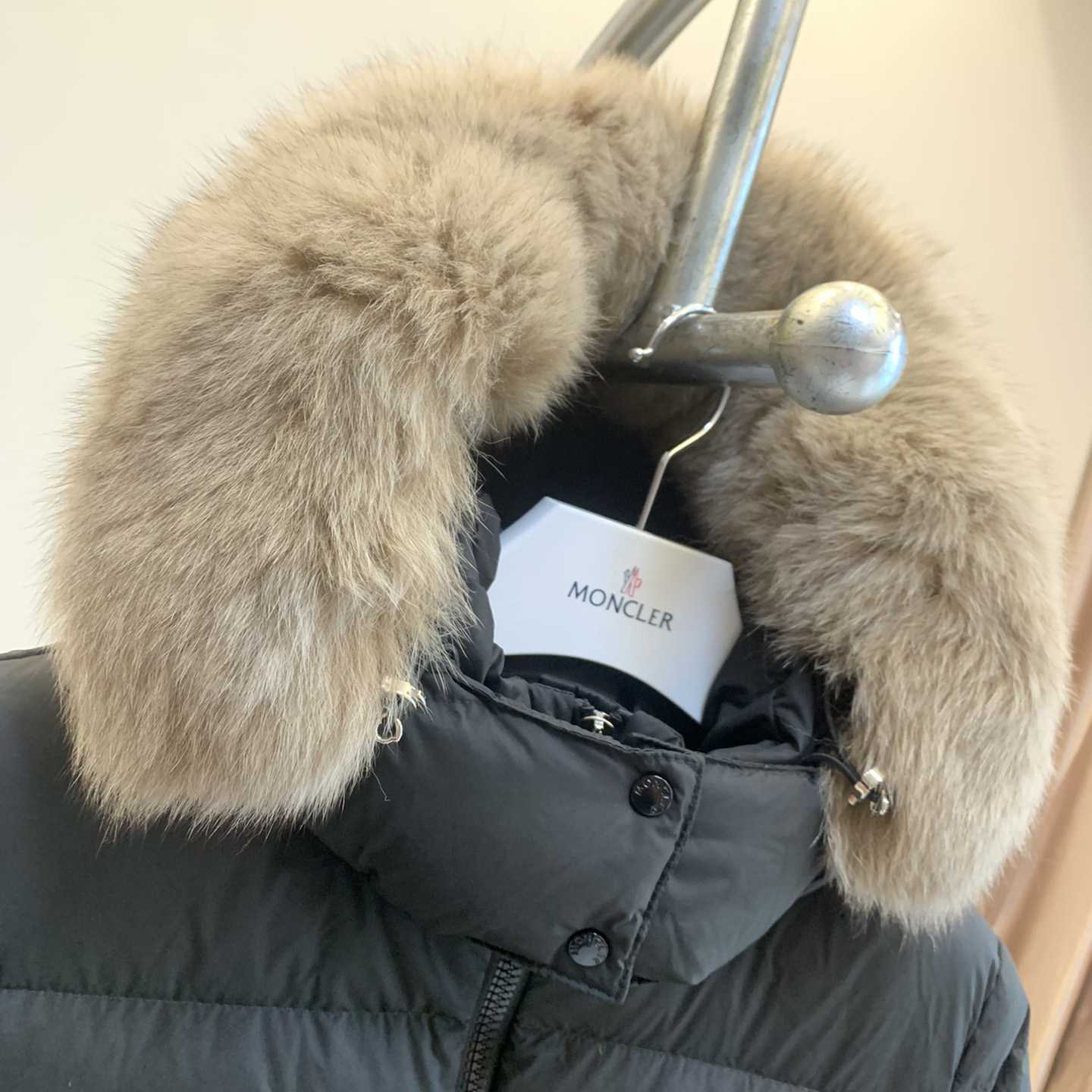 Moncler Leersie Long Down Jacket - PerfectKickZ