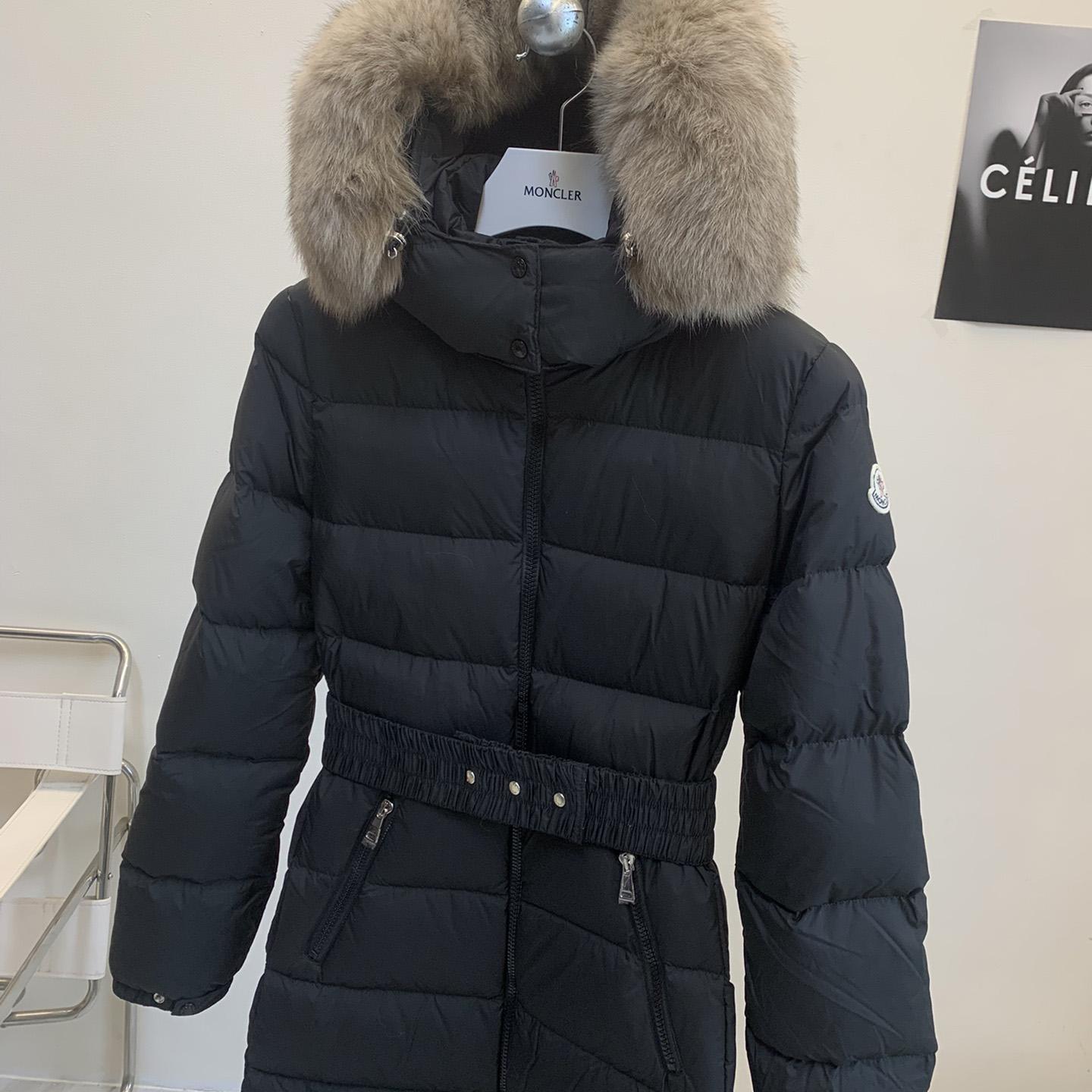 Moncler Leersie Long Down Jacket - PerfectKickZ