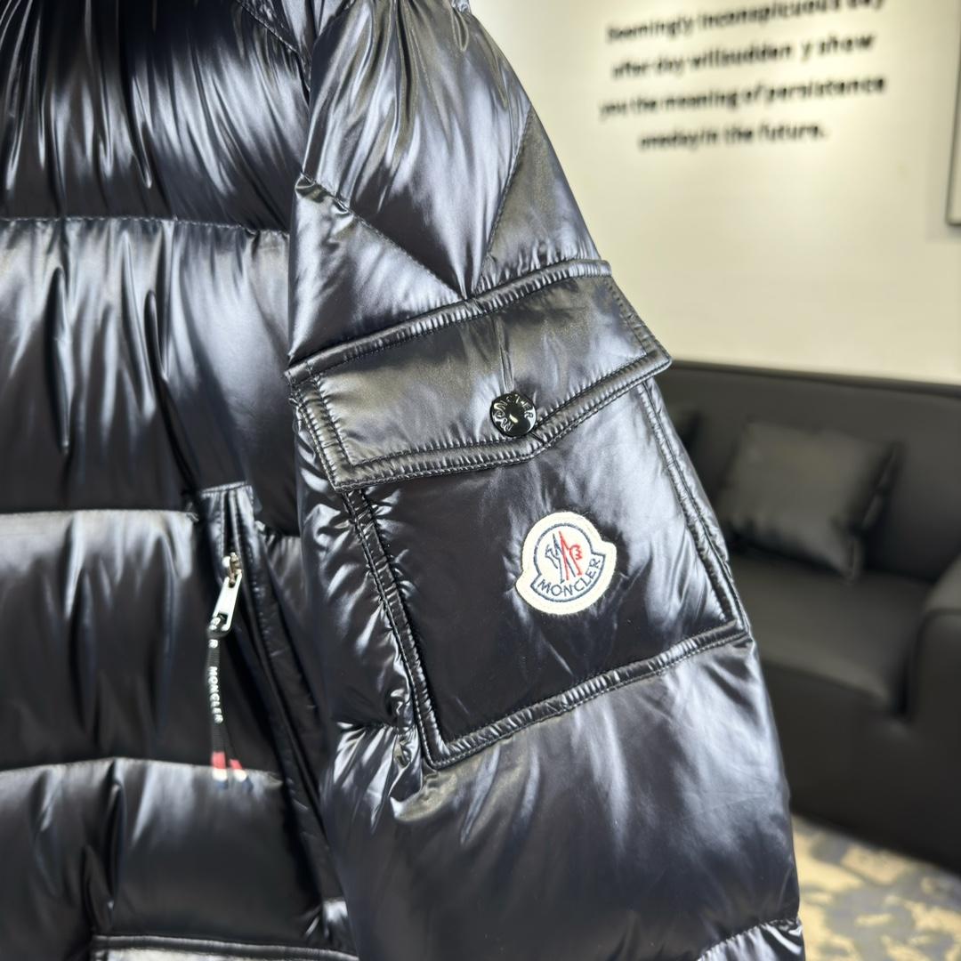 Moncler Chiablese Short Down Jacket  - PerfectKickZ