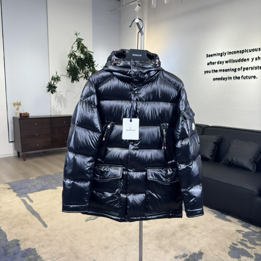 Moncler Chiablese Short Down Jacket  - PerfectKickZ