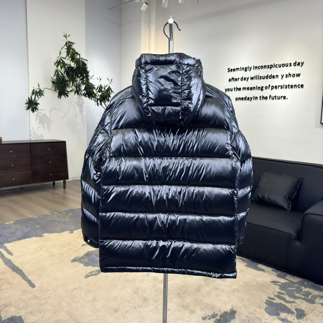 Moncler Chiablese Short Down Jacket  - 