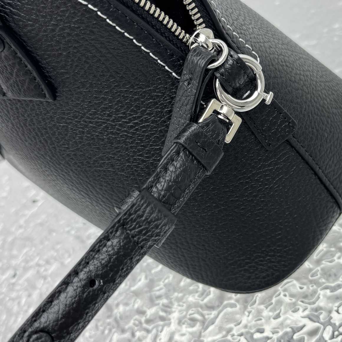 Maison Margiela Micro 5AC Classique Top-handle Bag （26x24x13cm） - PerfectKickZ