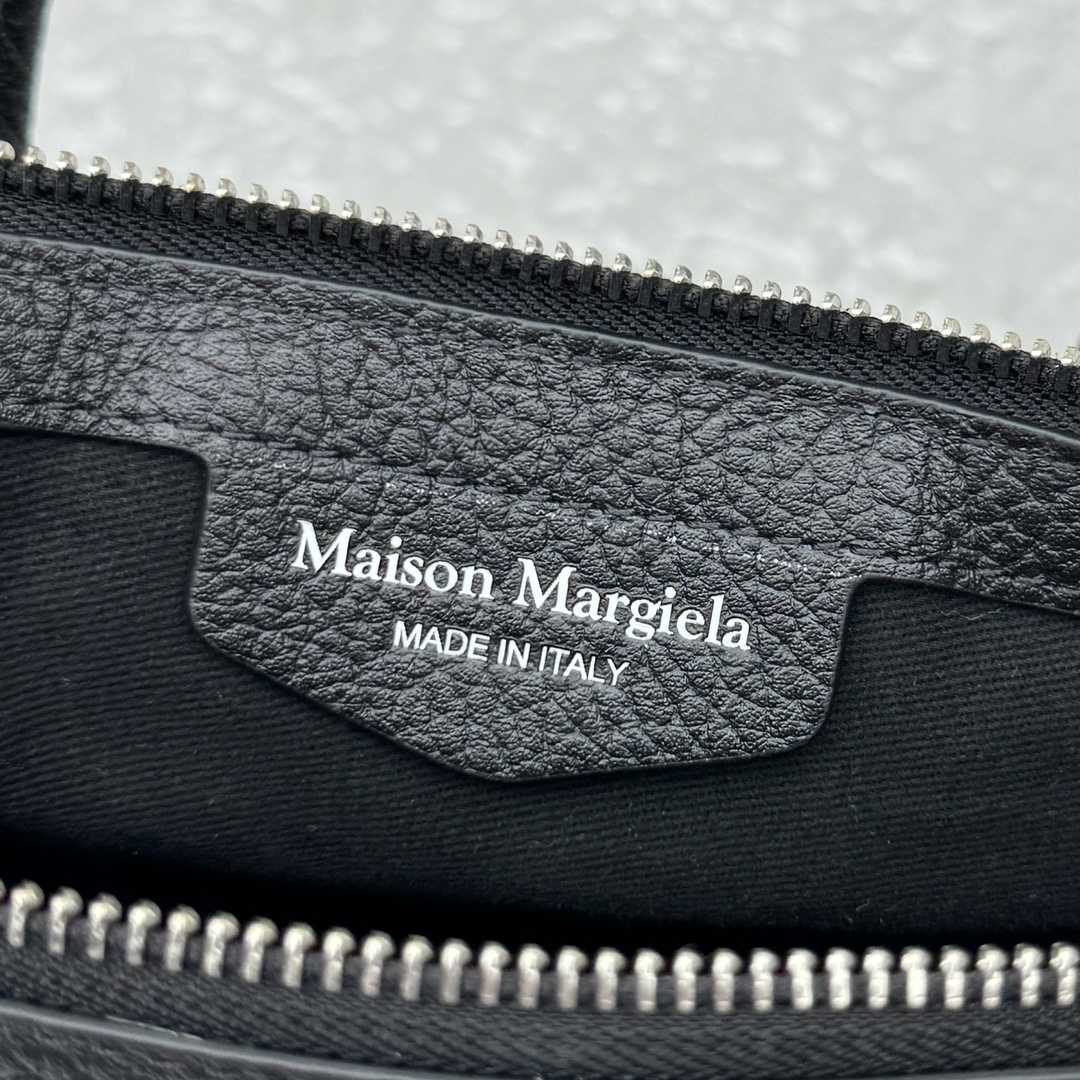 Maison Margiela Micro 5AC Classique Top-handle Bag （26x24x13cm） - PerfectKickZ
