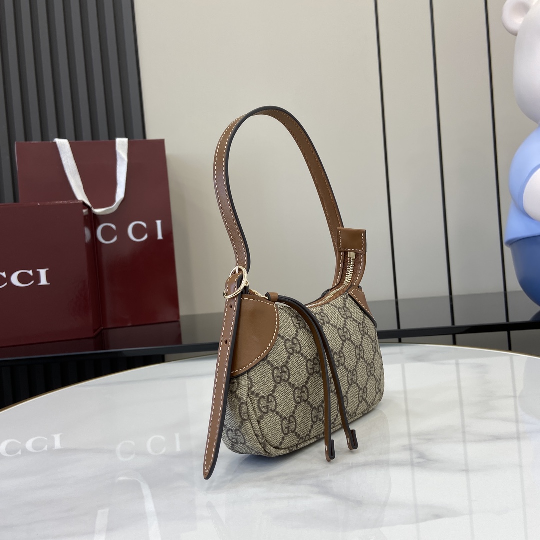 Gucci GG Emblem Super Mini Shoulder Bag - PerfectKickZ