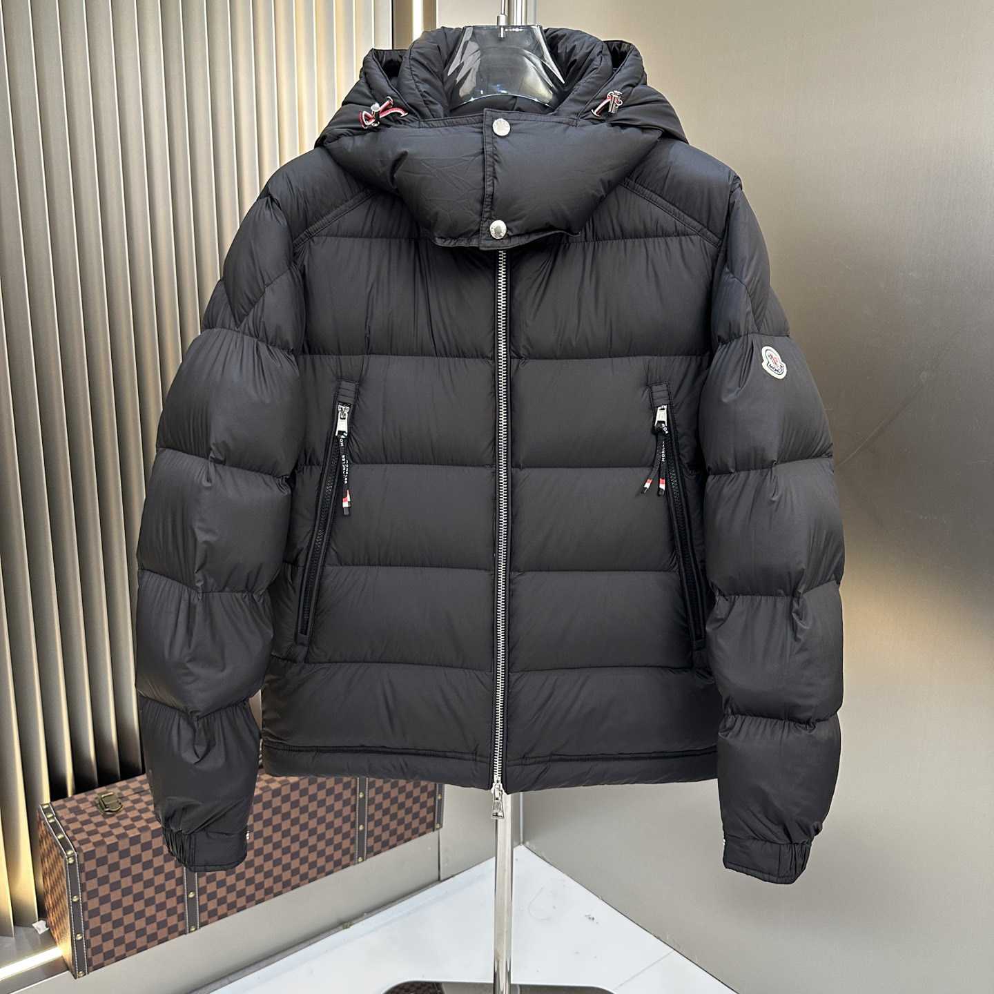 Moncler Poirier Puffer Jacket - PerfectKickZ