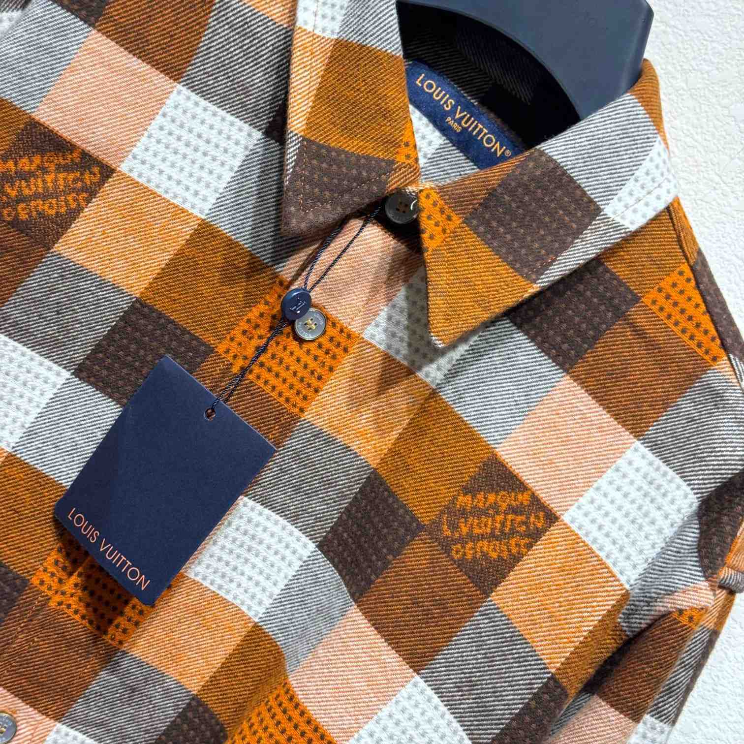 Louis Vuitton Button-Down Long-Sleeved Flannel Shirt  1AFXSJ - PerfectKickZ