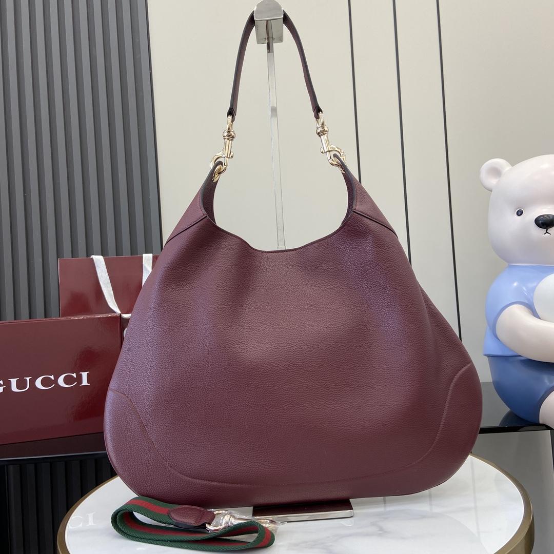 Gucci B Medium Shoulder Bag - PerfectKickZ