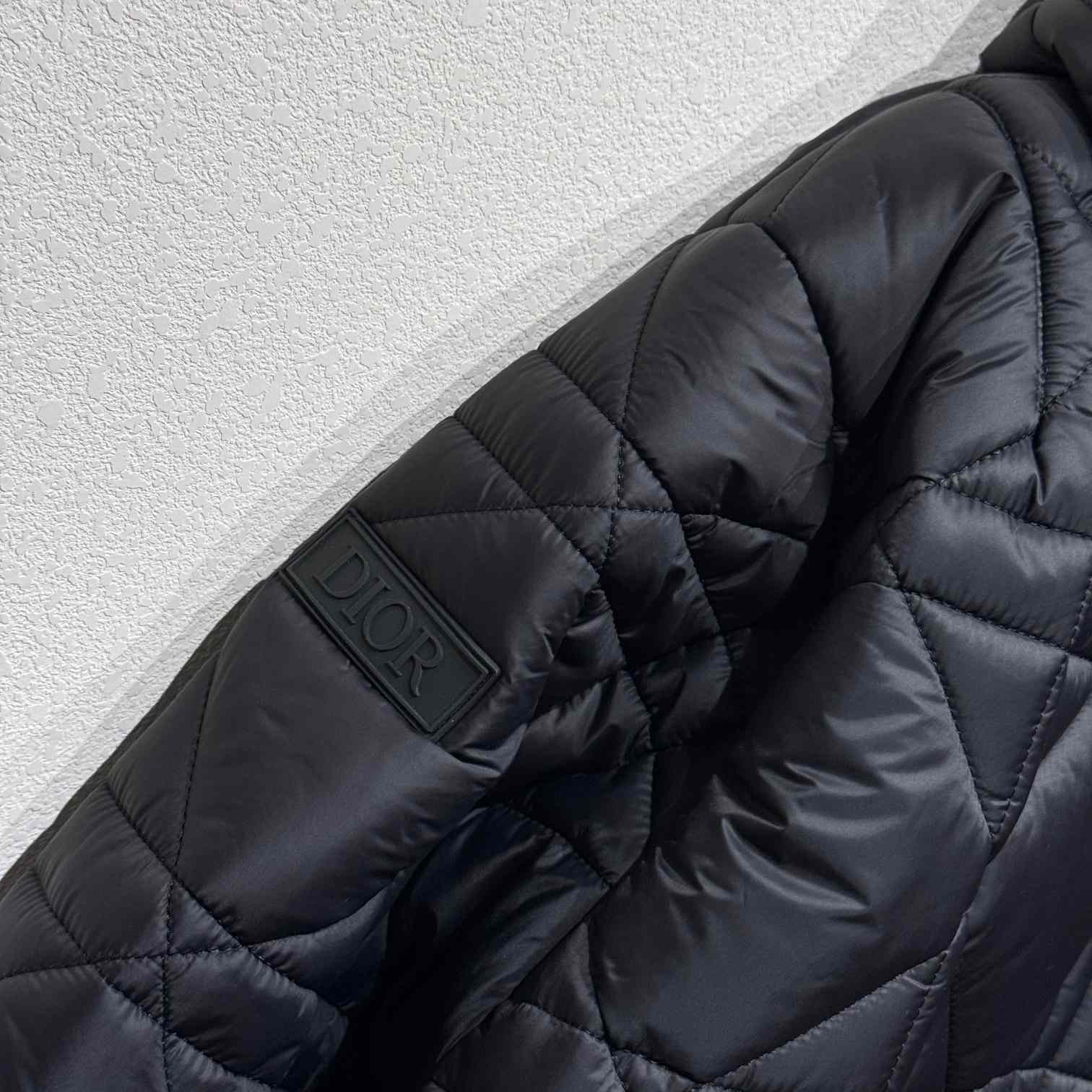Dior Puffer Jacket - PerfectKickZ
