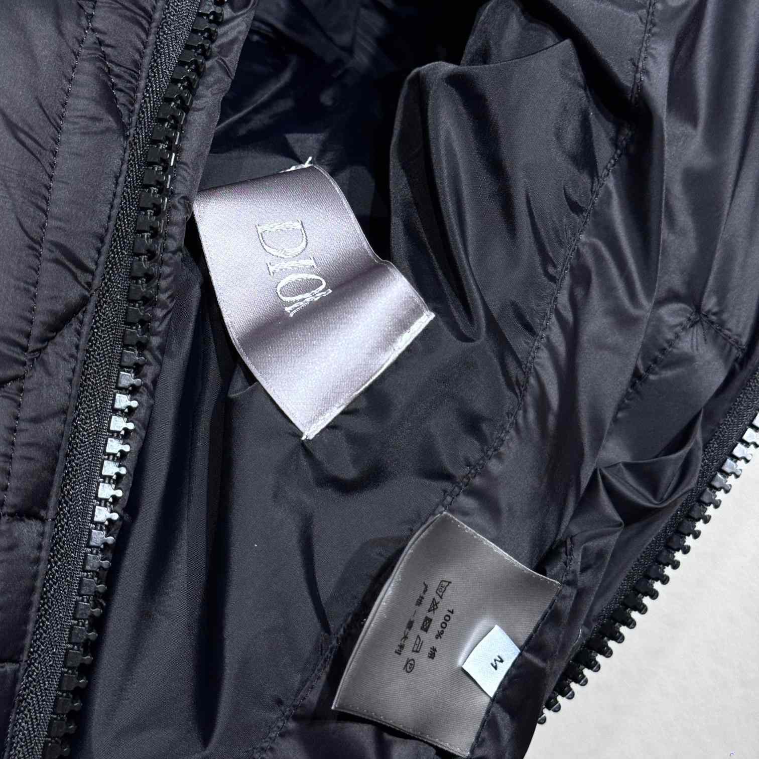 Dior Puffer Jacket - PerfectKickZ