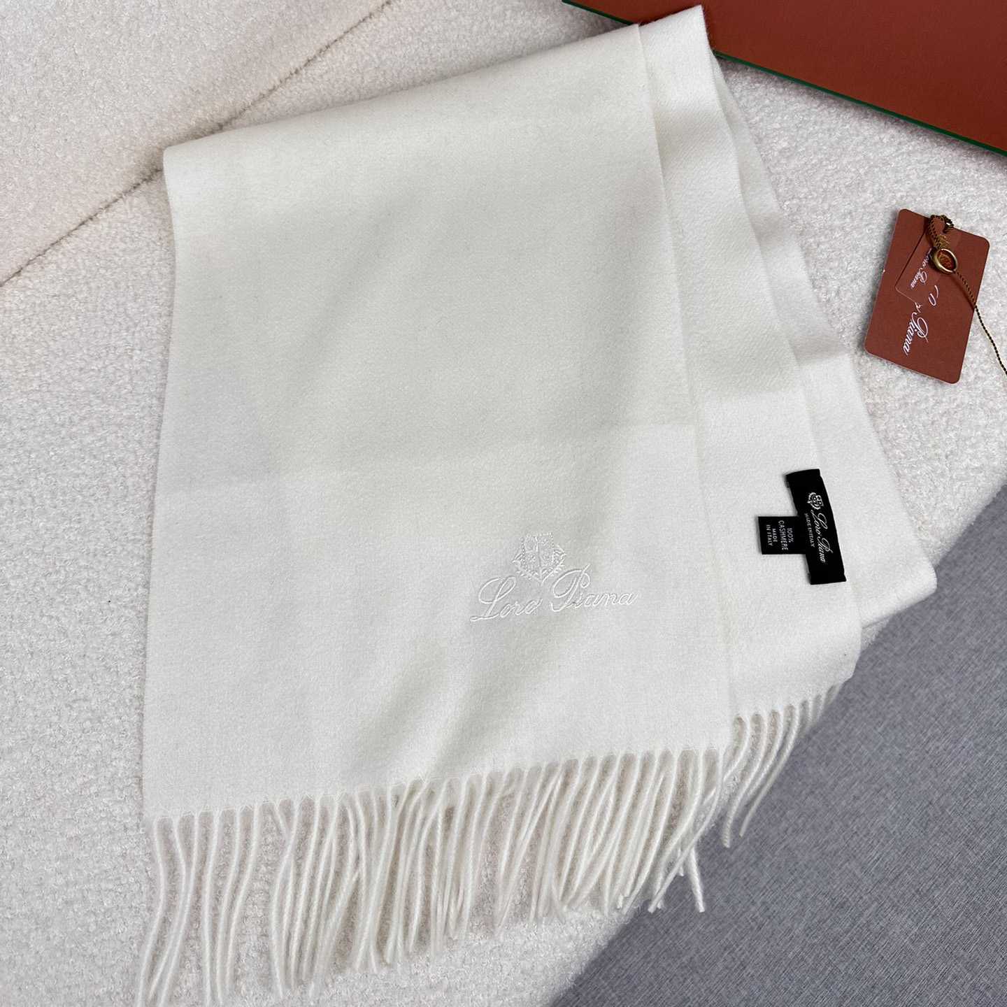 Loro Piana Grande Unita Scarf - PerfectKickZ