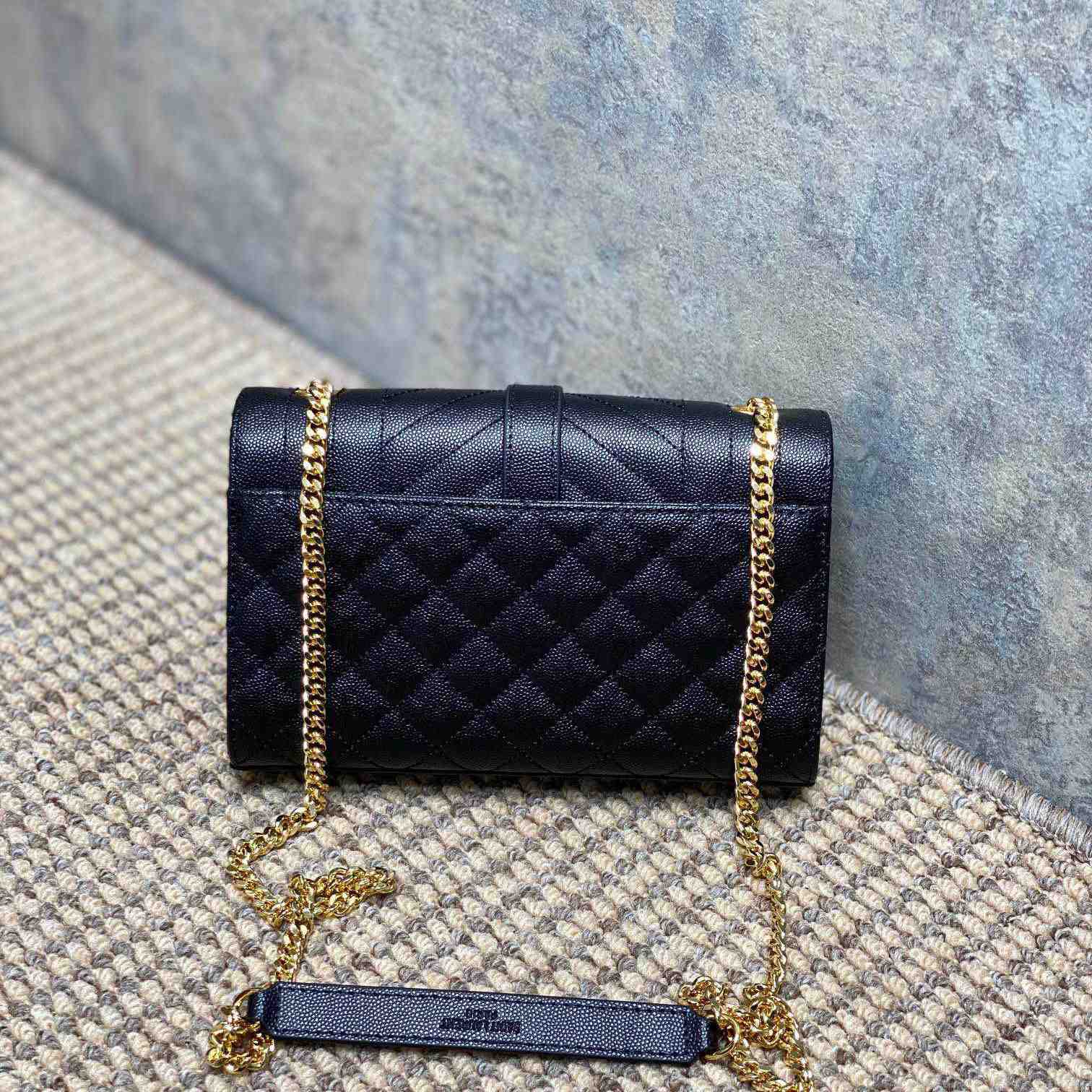 Saint Laurent Envelope Small In Quilted Grain De Poudre Embossed Leather - 