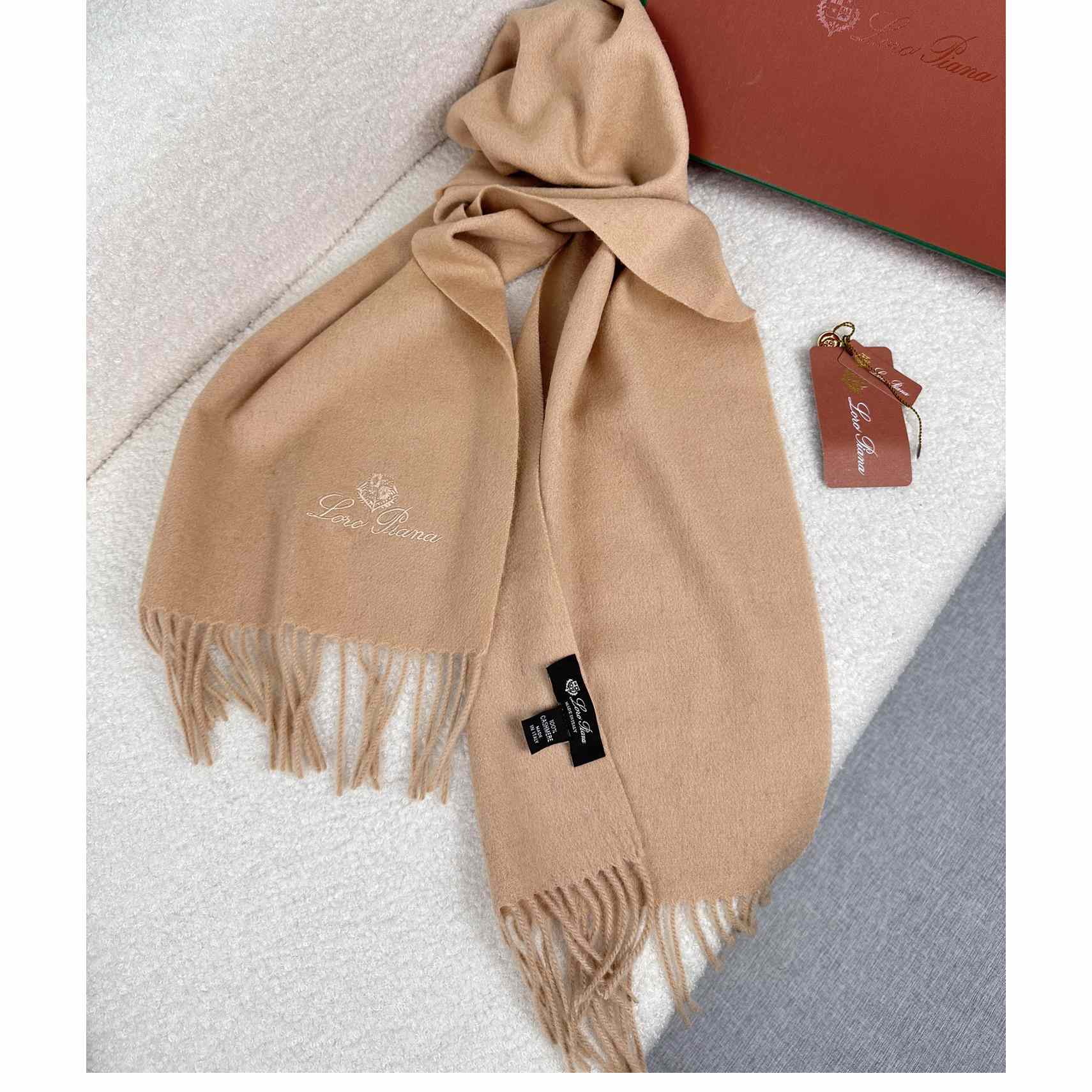 Loro Piana Grande Unita Scarf - PerfectKickZ