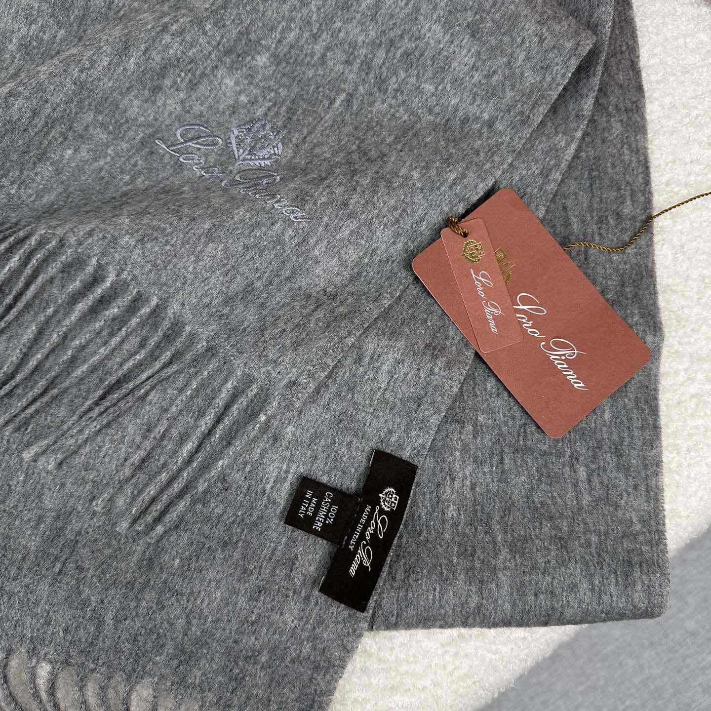 Loro Piana Grande Unita Scarf - PerfectKickZ