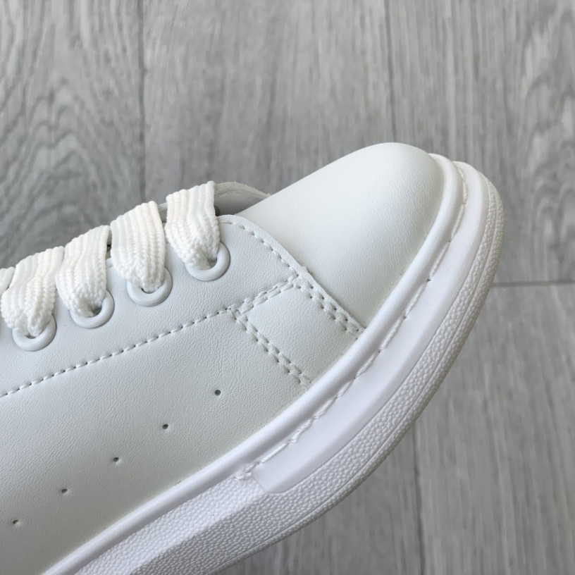 Alexander Mcqueen Oversized Kdis Sneaker  - PerfectKickZ