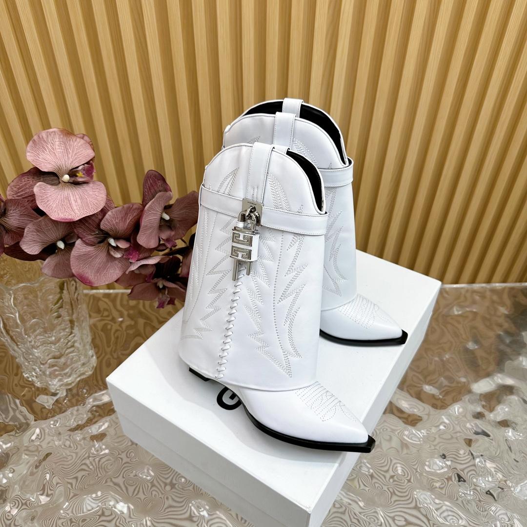 Givenchy Shark Lock Cowboy Ankle Boots In Leather - PerfectKickZ