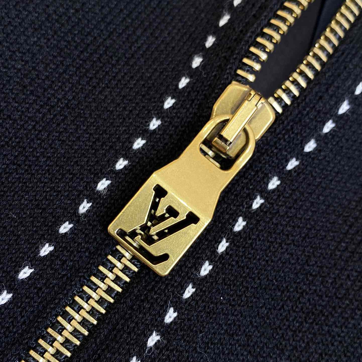 Louis Vuitton Graphic Intarsia Zipped Cotton Hoodie   1AFXKW - PerfectKickZ