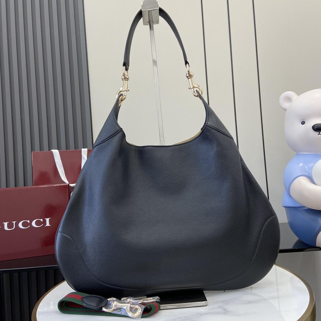 Gucci B Medium Shoulder Bag - PerfectKickZ