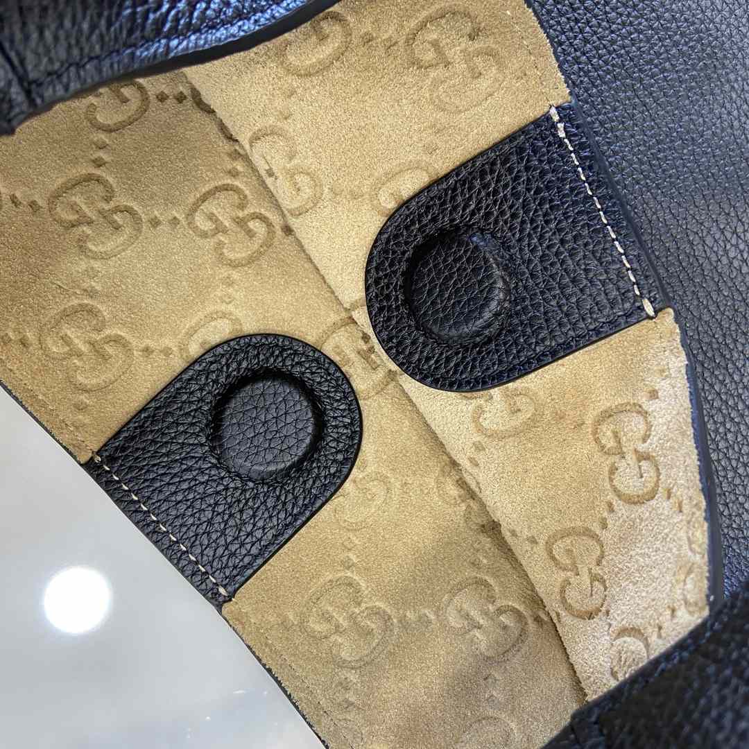 Gucci B Medium Shoulder Bag - PerfectKickZ