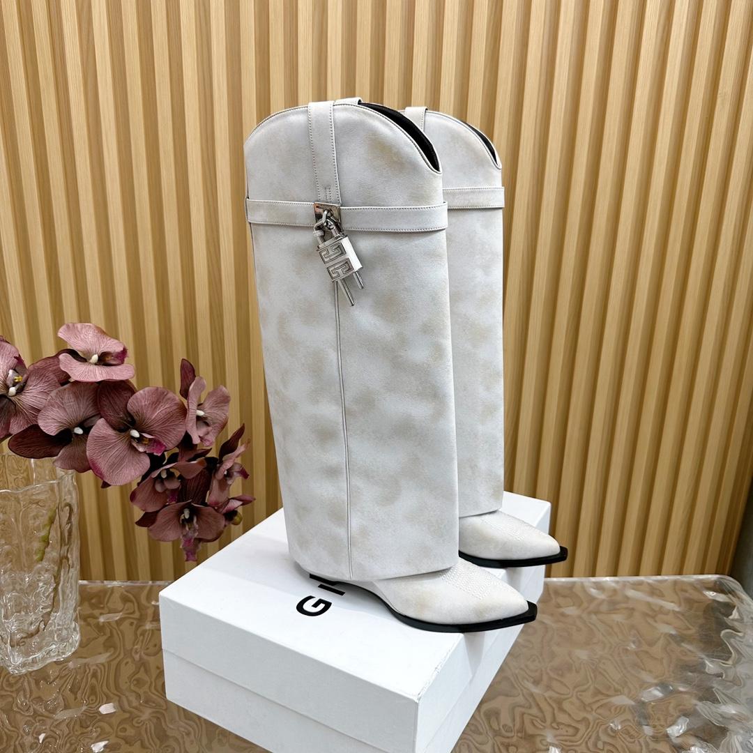 Givenchy Shark Lock Cowboy Boots In Aged Leather - PerfectKickZ
