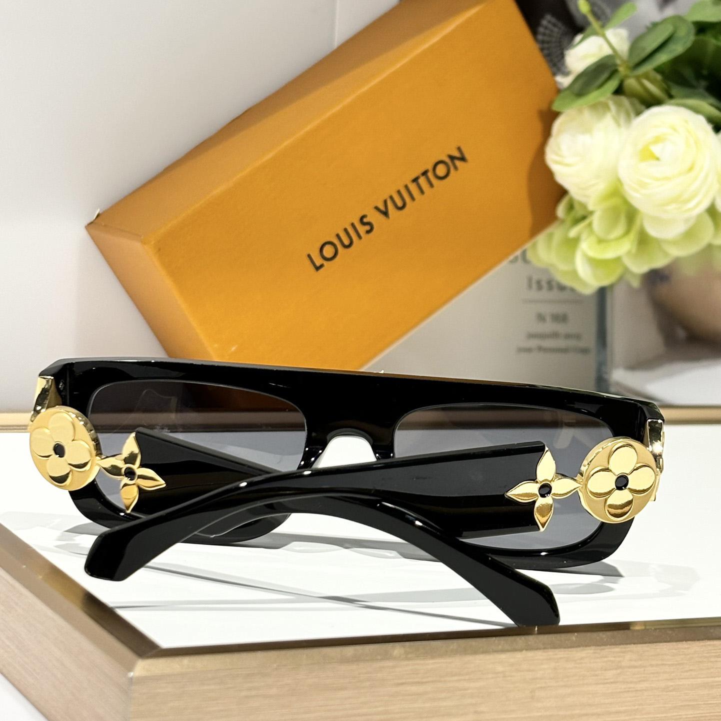 Louis Vuitton Monogram Tribute Sunglasses    Z2196W - PerfectKickZ