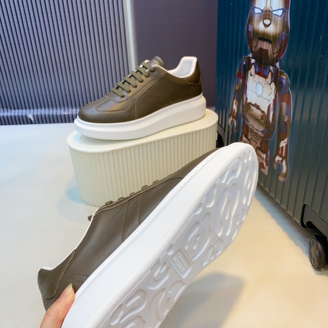 Alexander Mqueen Oversized Sneakers - PerfectKickZ