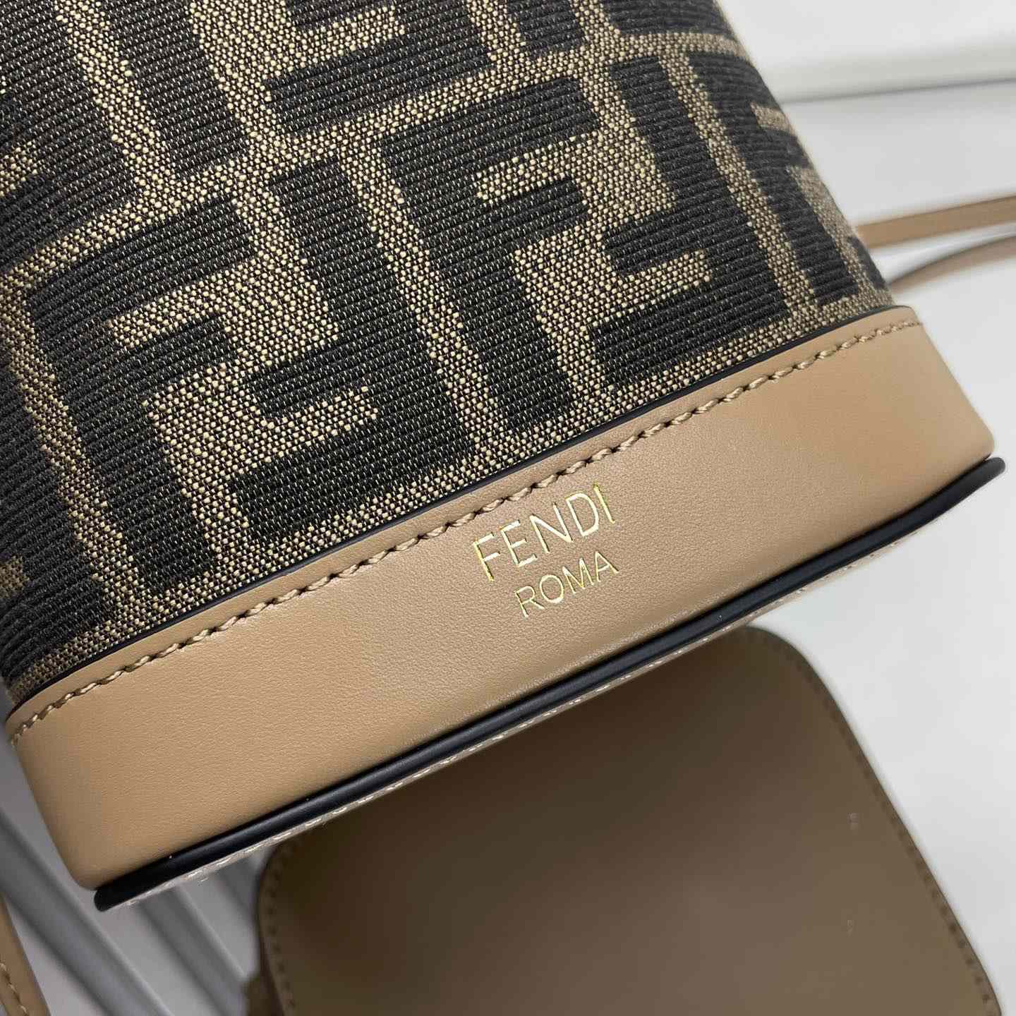 Fendi Small Mon Tresor Bucket  (18-12-10cm) - PerfectKickZ