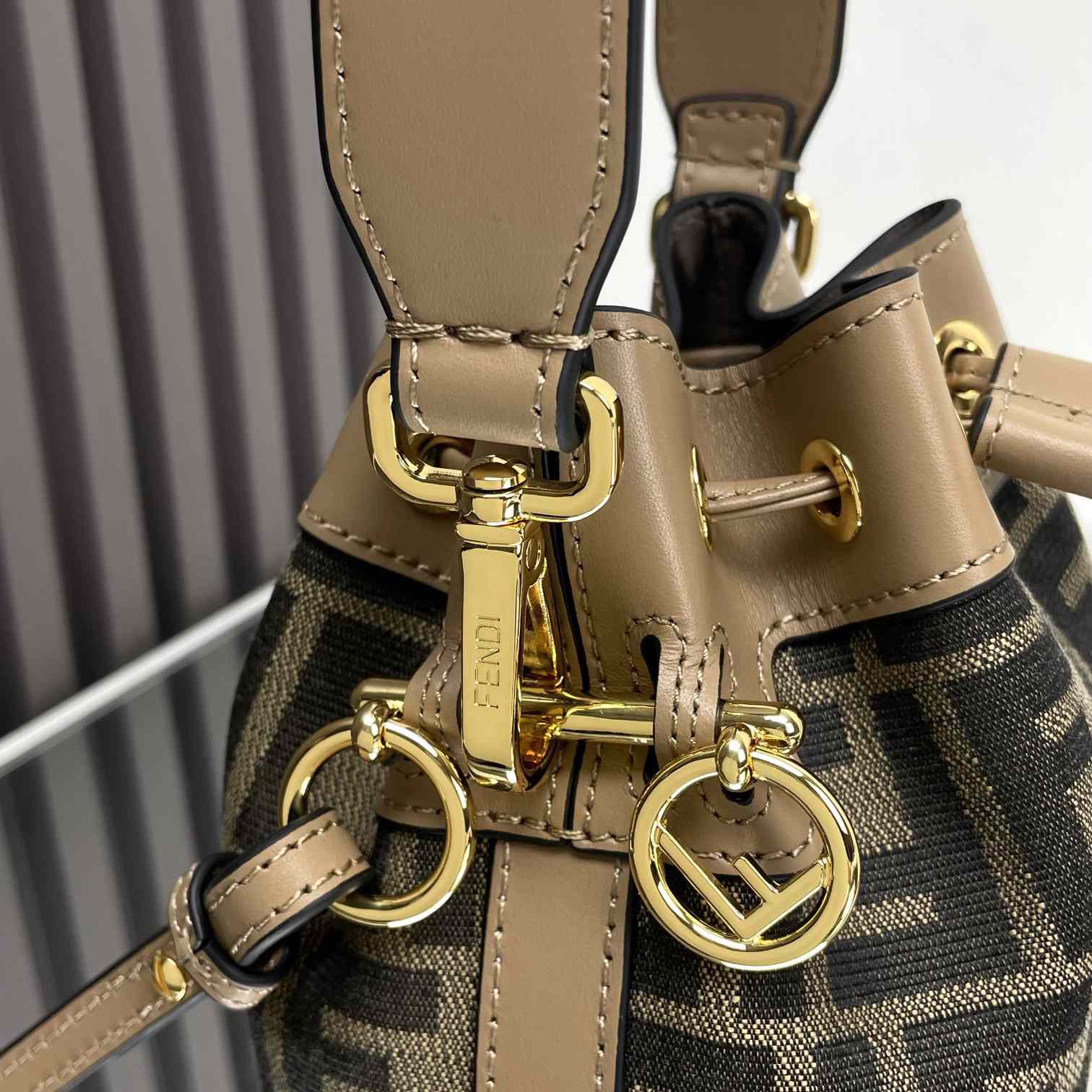 Fendi Small Mon Tresor Bucket  (18-12-10cm) - PerfectKickZ