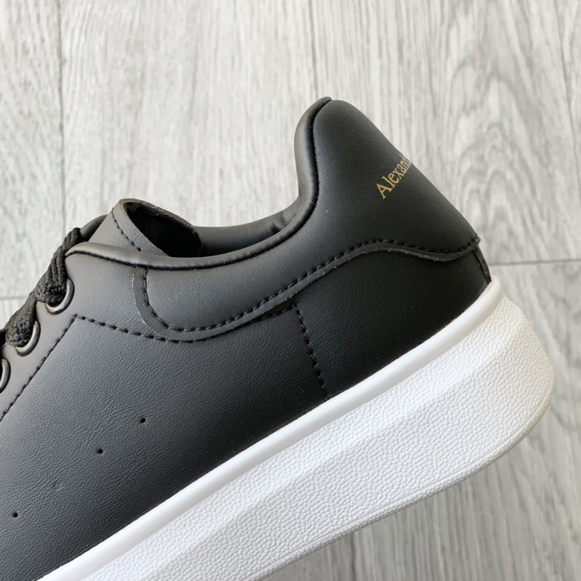 Alexander Mcqueen Oversized Kdis Sneaker  - PerfectKickZ