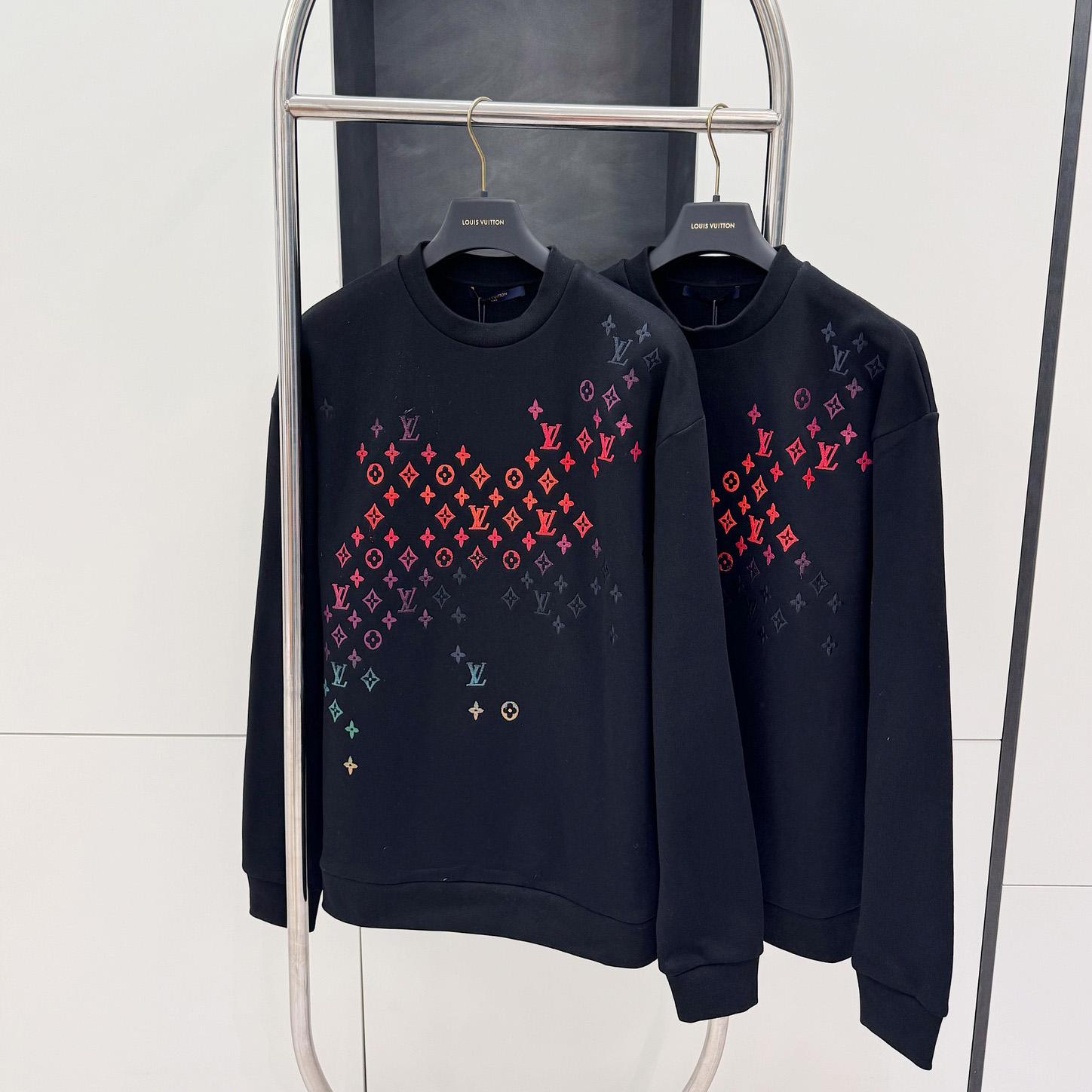 Louis Vuitton Monogram Sweatshirt - PerfectKickZ