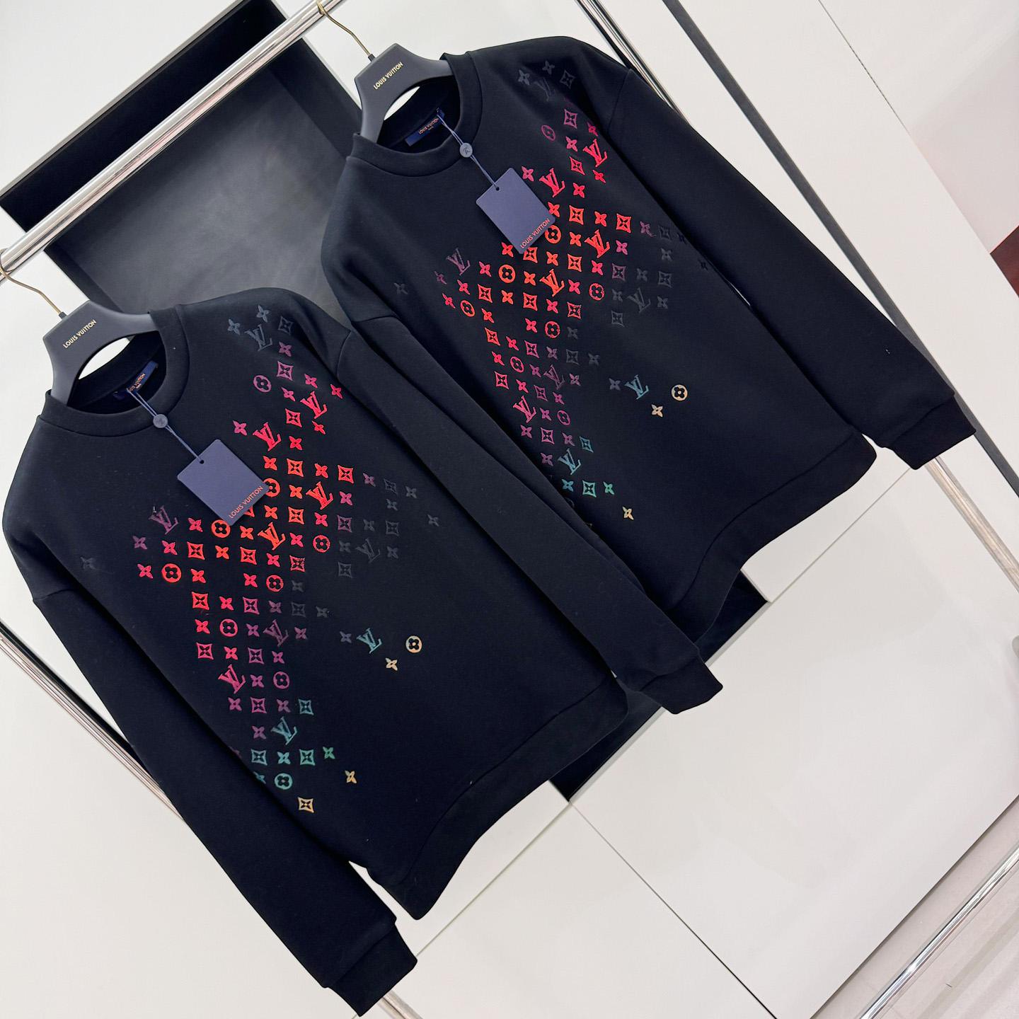 Louis Vuitton Monogram Sweatshirt - PerfectKickZ