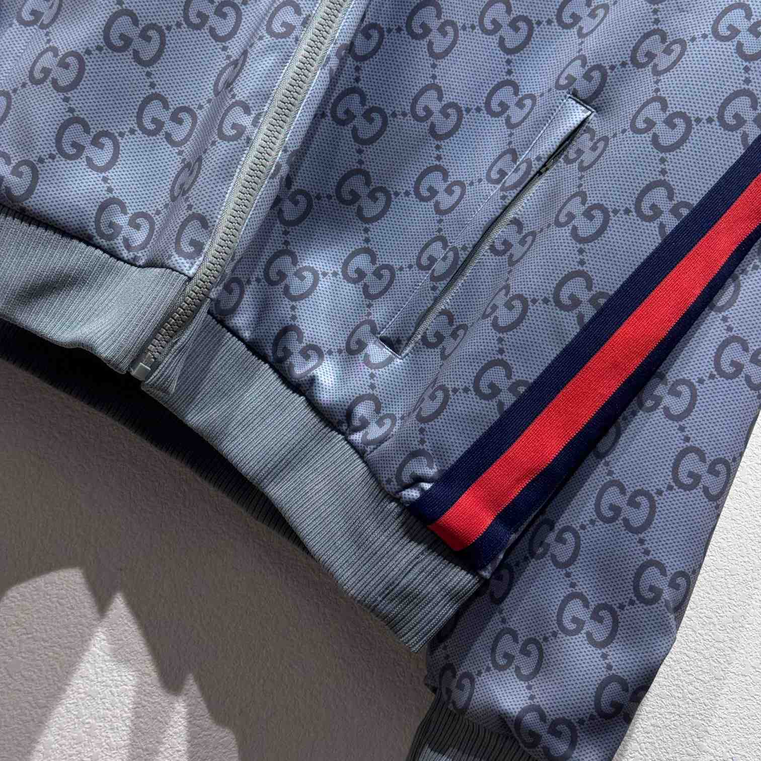 Gucci Jumbo GG Zip Jacket With Web - PerfectKickZ