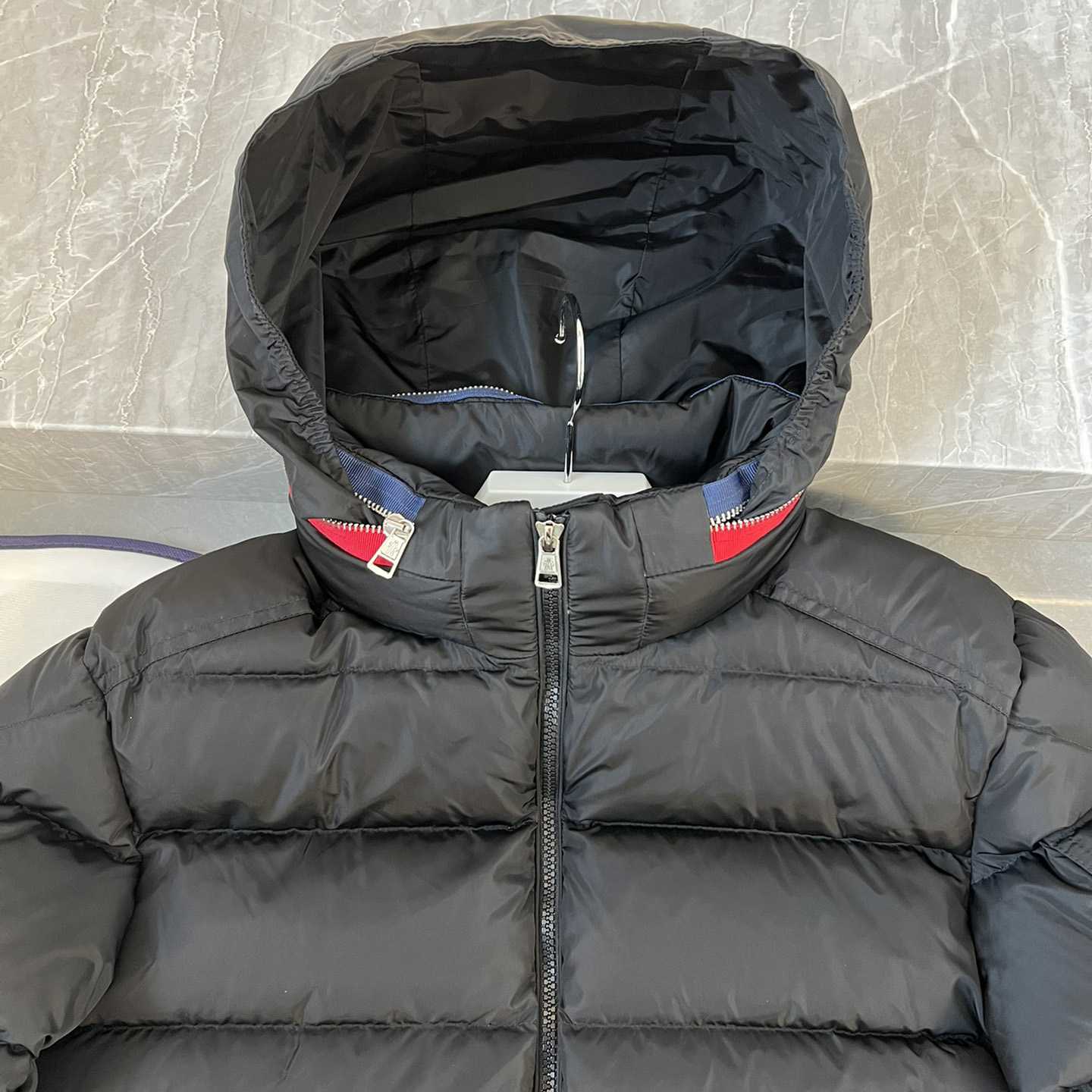 Moncler Bourne Short Down Jacket - PerfectKickZ