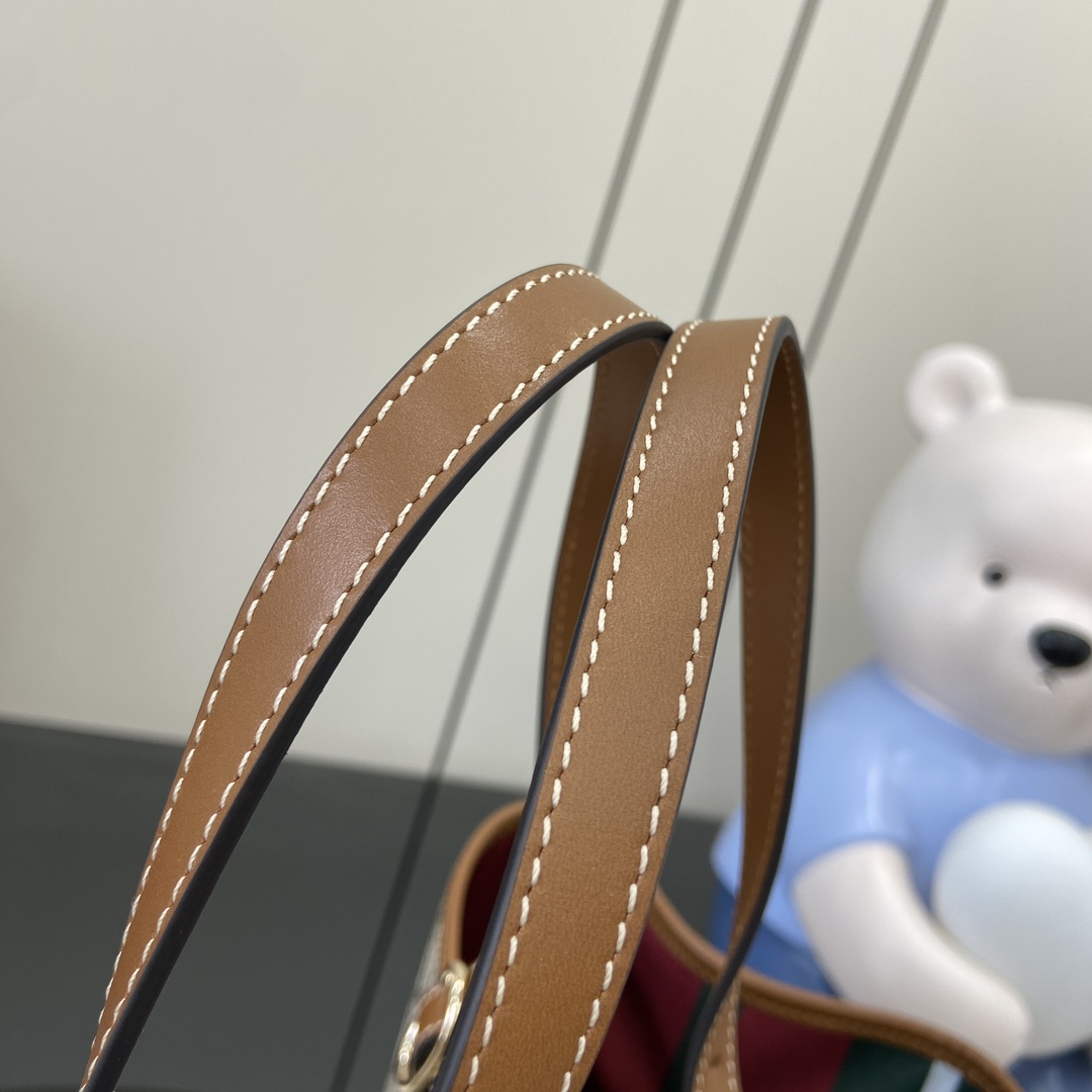Gucci GG Emblem Large Tote Bag - PerfectKickZ
