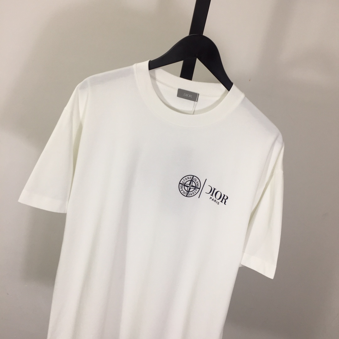 Dior And Stone Island T-Shirt - PerfectKickZ