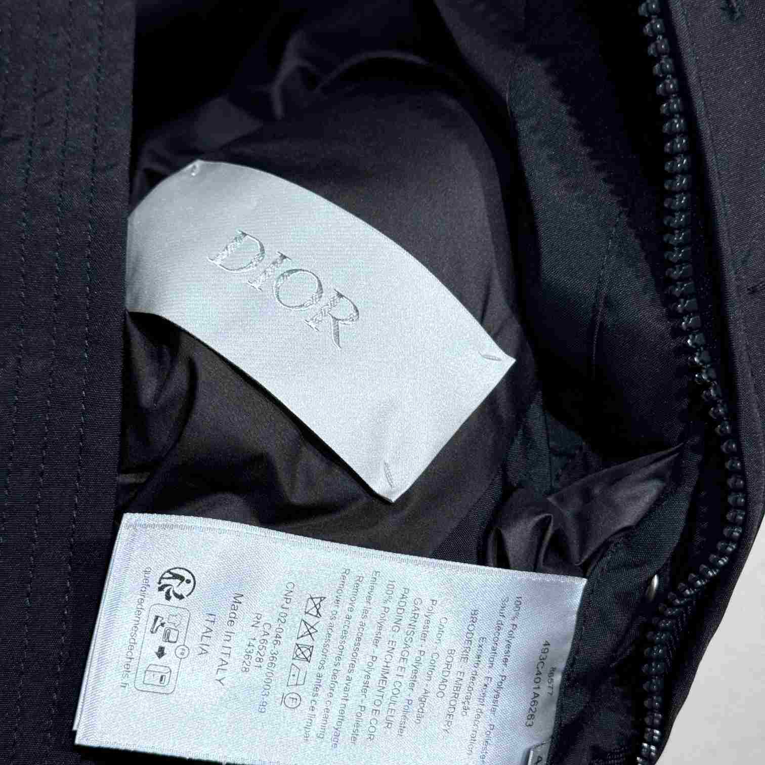 Dior AND LEWIS HAMILTON Puffer Jacket With Removable Sleeves  - PerfectKickZ