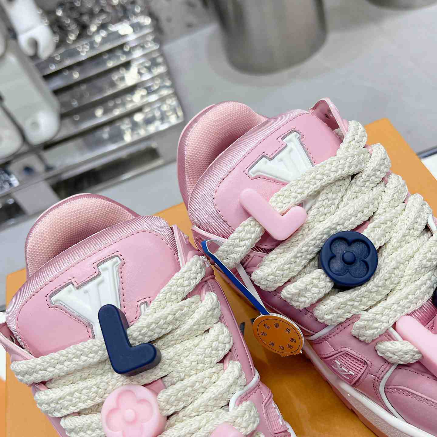 Louis Vuitton LV Trainer Maxi Sneaker   1AD6C8 - 